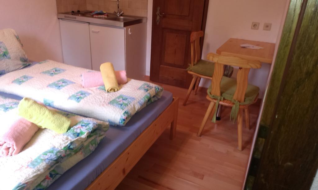 Fichtenblockhuette Sonnenalpe Nassfeld Værelse billede